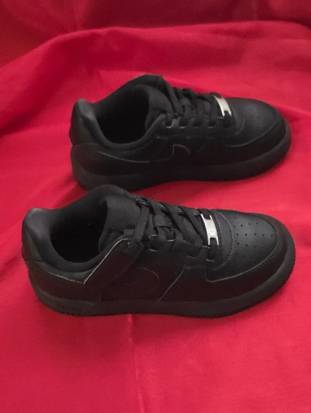 Nike Kids Black Low-Top Sneakers